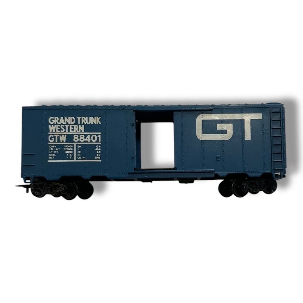 Grand Trunk Western Model Train Car